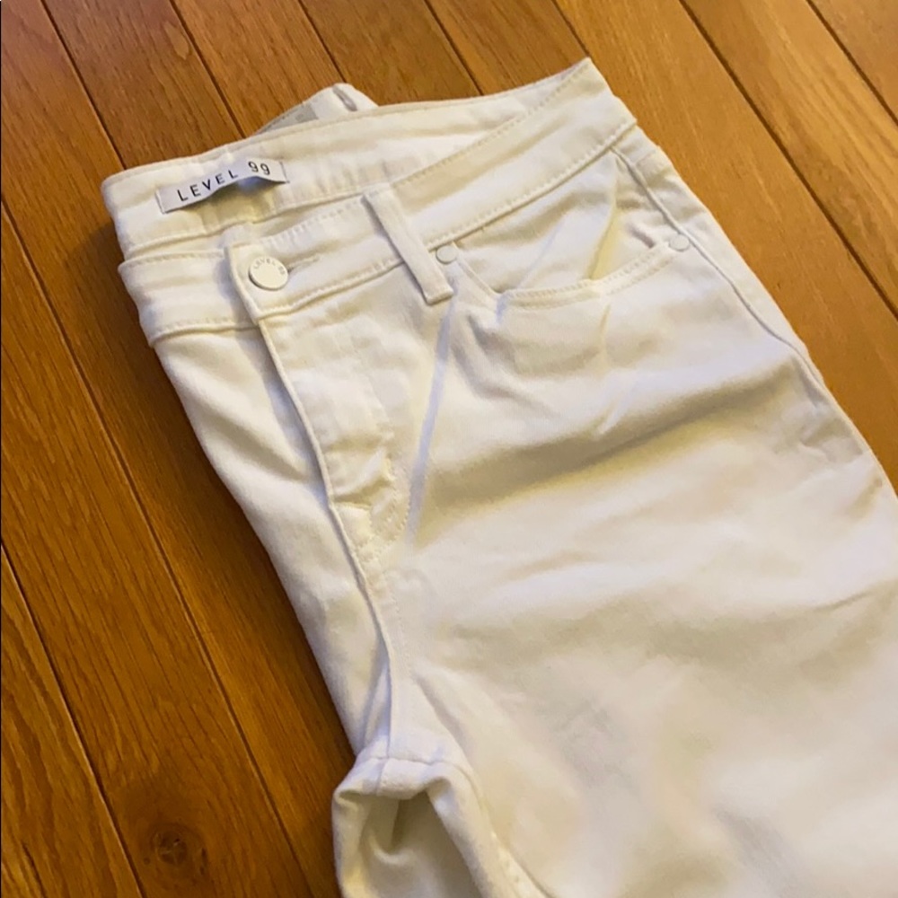 White Jeans